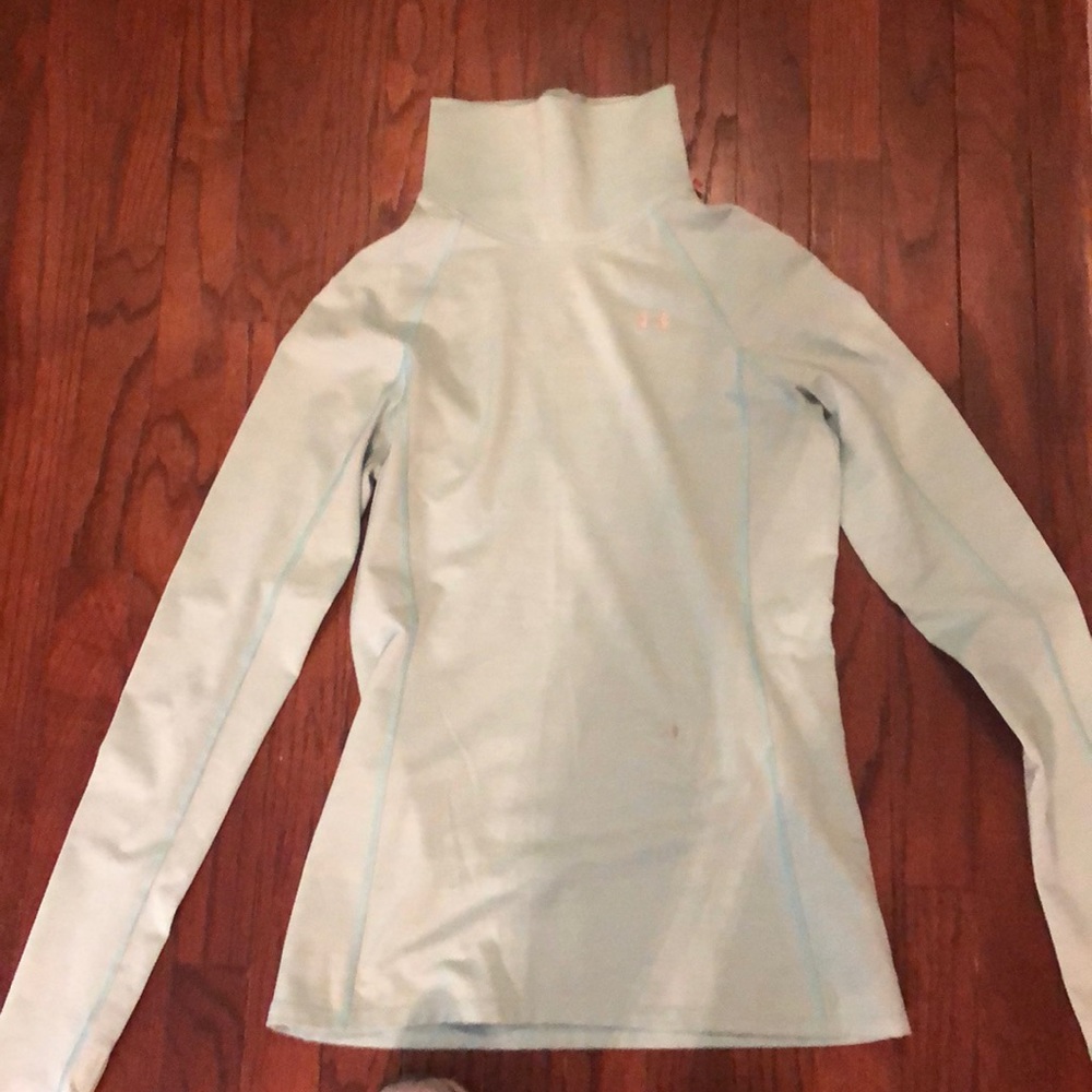 Aqua under Armour fleece lined jersey to wear under ski clothes